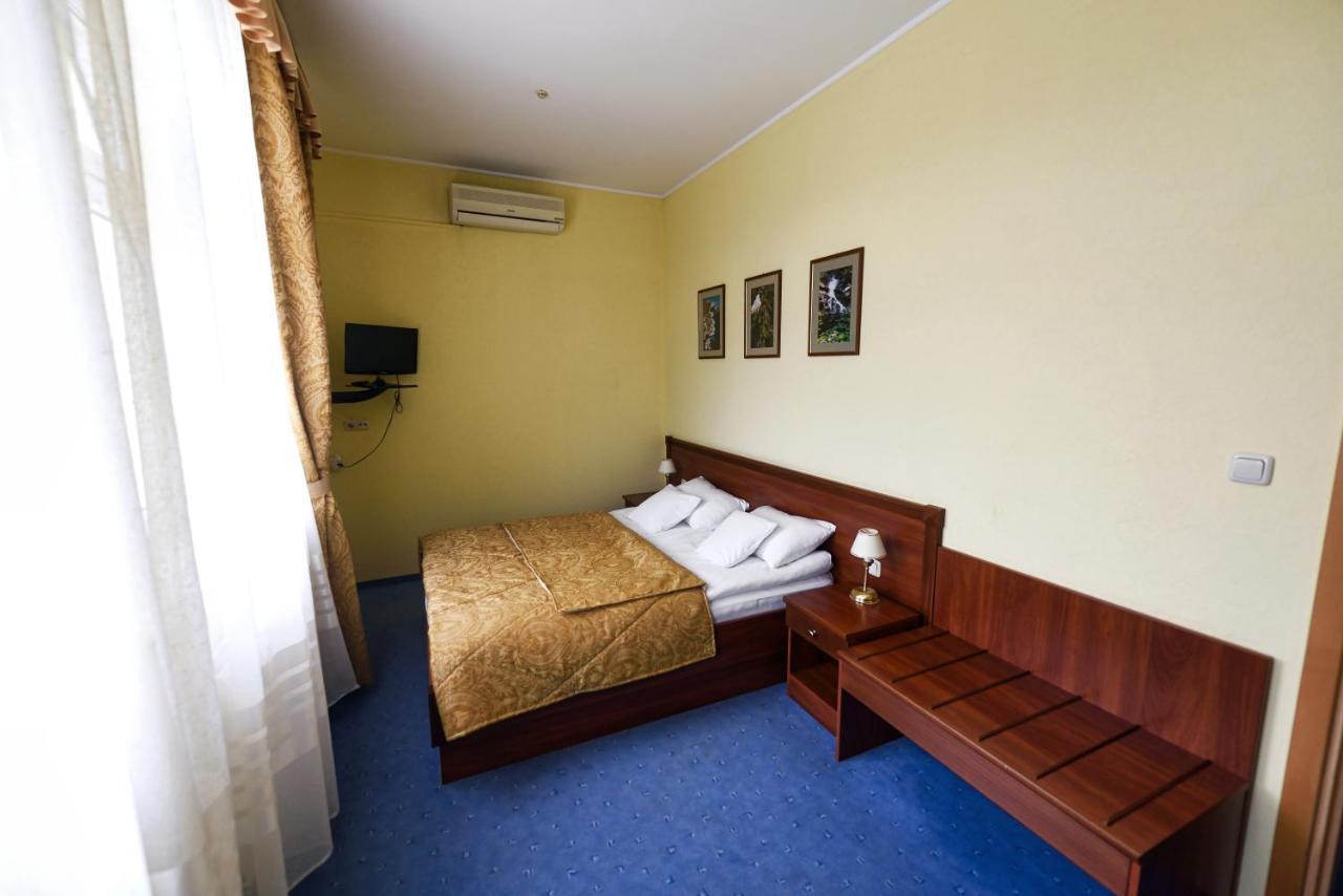 Hotel Zoloto Karpat Stryi Exterior foto