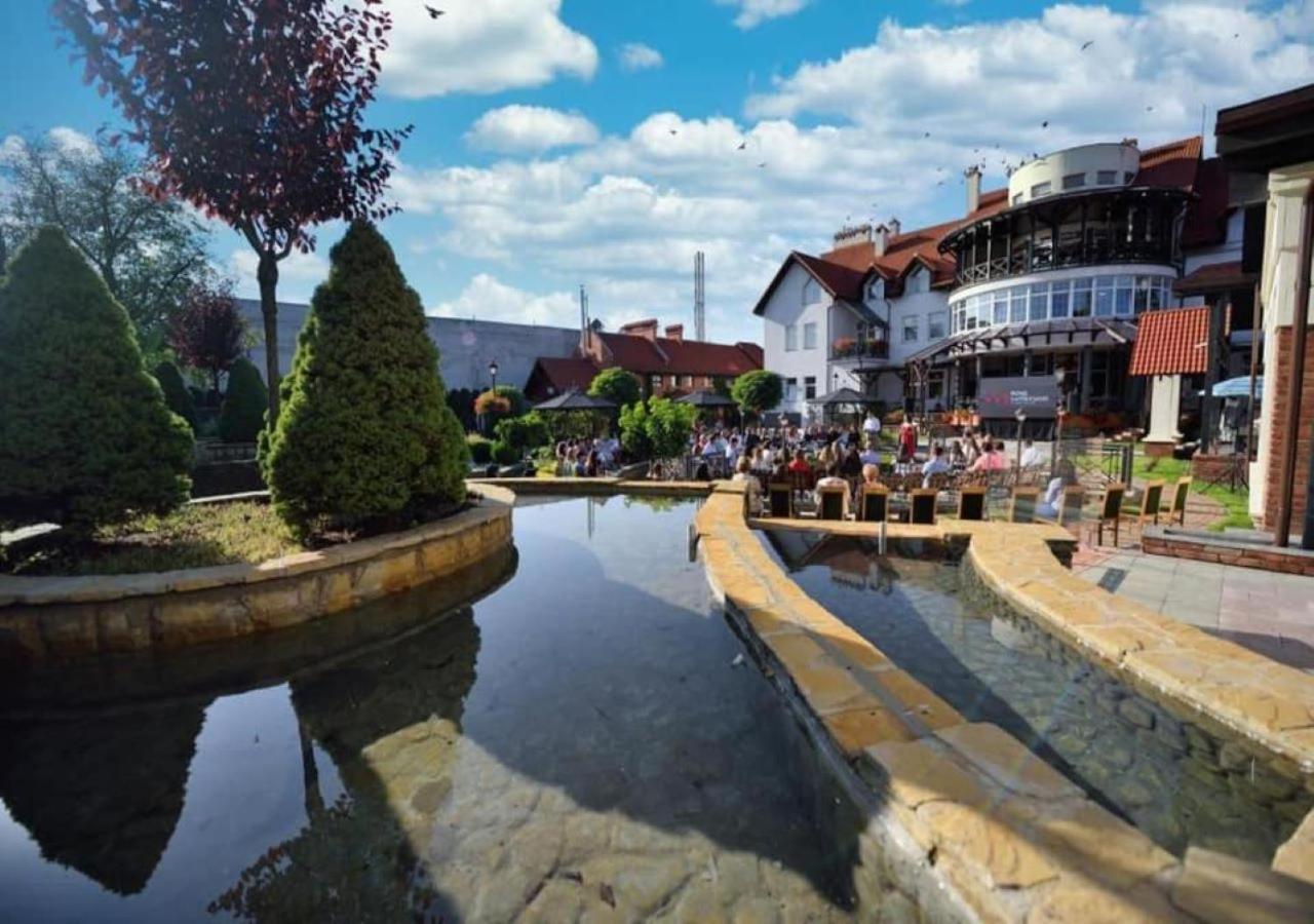 Hotel Zoloto Karpat Stryi Exterior foto