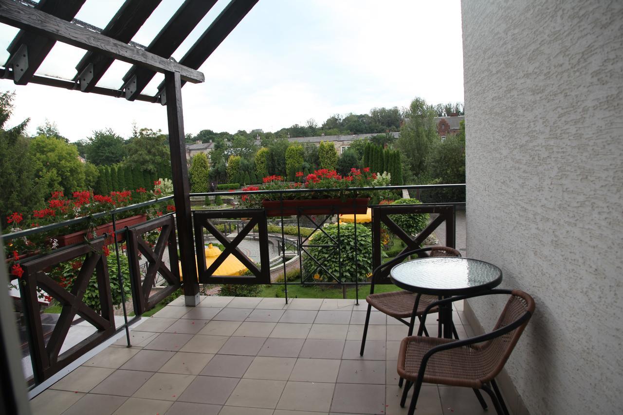 Hotel Zoloto Karpat Stryi Exterior foto