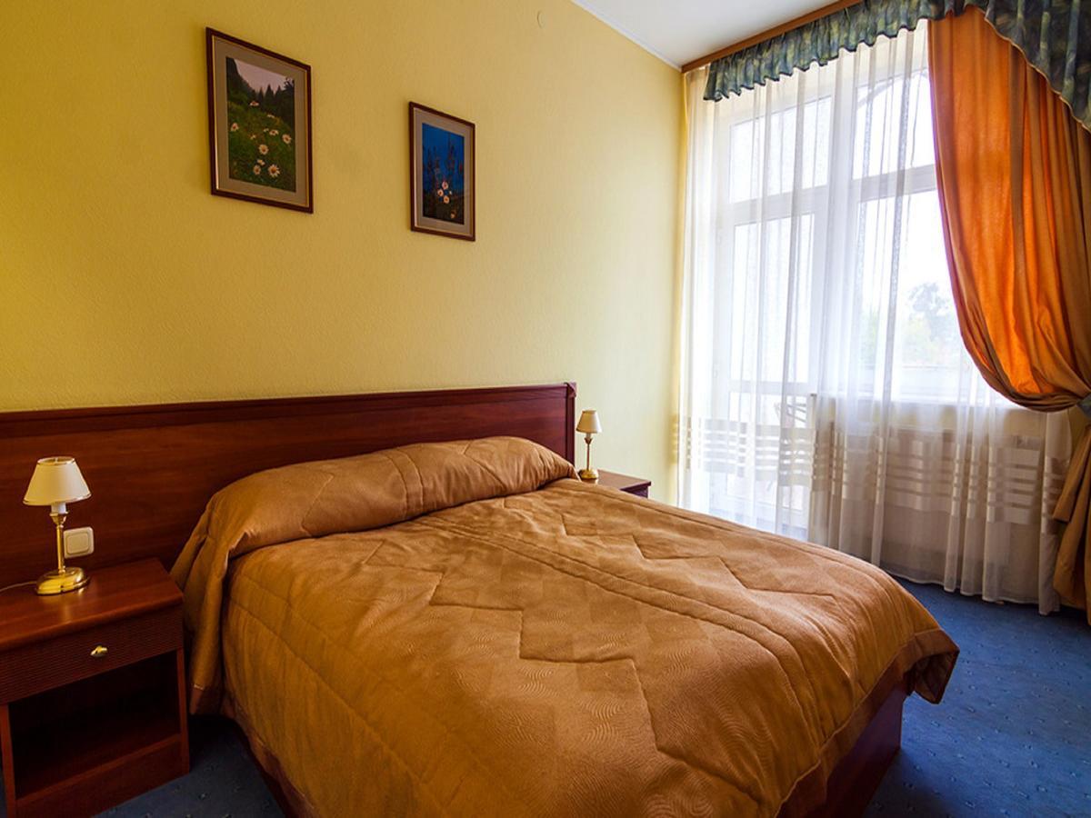 Hotel Zoloto Karpat Stryi Exterior foto