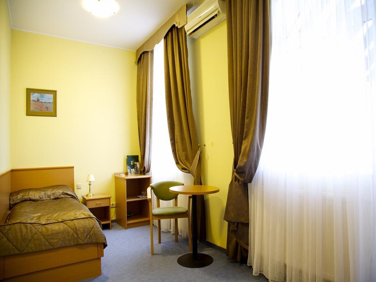 Hotel Zoloto Karpat Stryi Exterior foto