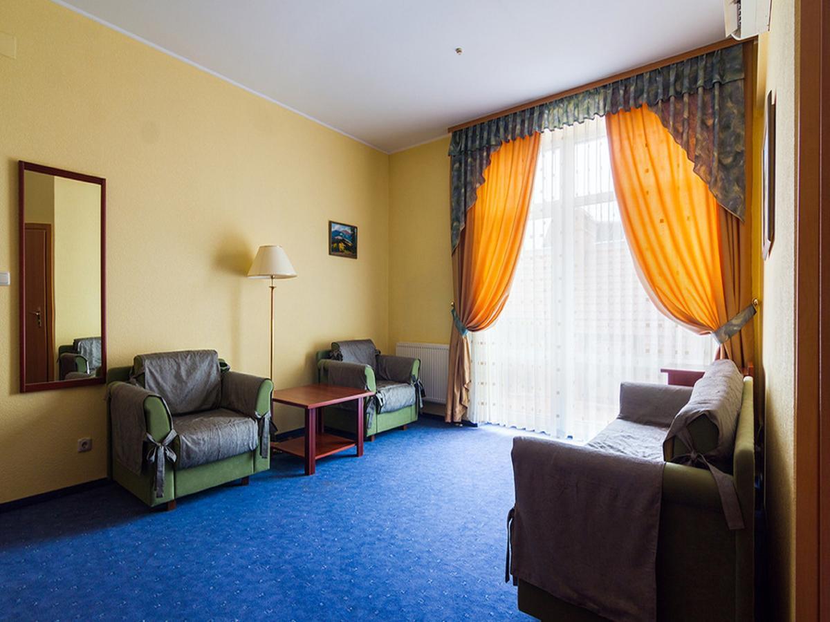 Hotel Zoloto Karpat Stryi Exterior foto